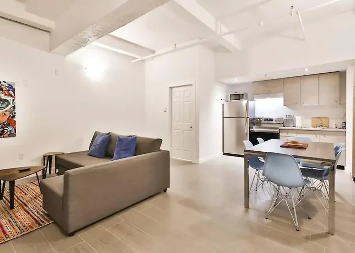 Amazing Location And Trendy Neighborhood